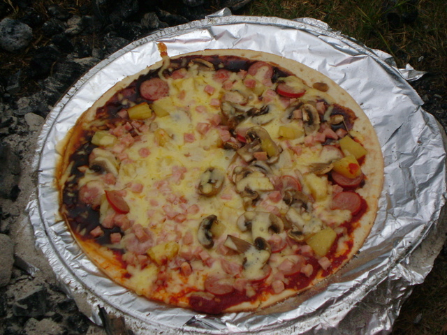 Cookedpizza.jpg