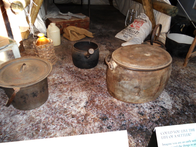 Cunderdin_Museum_display_1.jpg