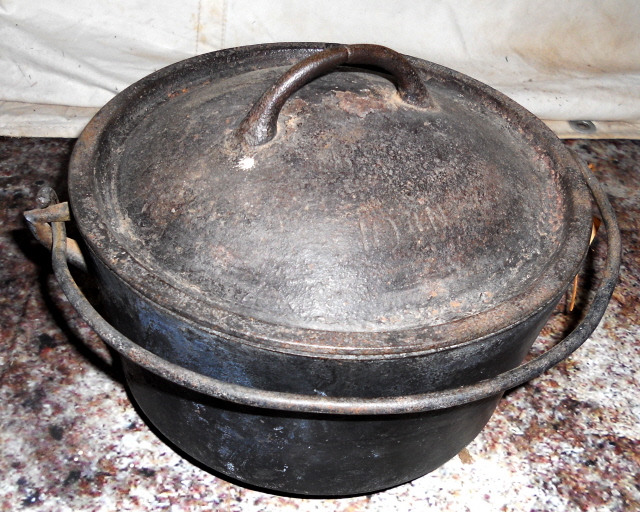 Cunderdin_Museum_display_4_-_10_inch_unknown.jpg