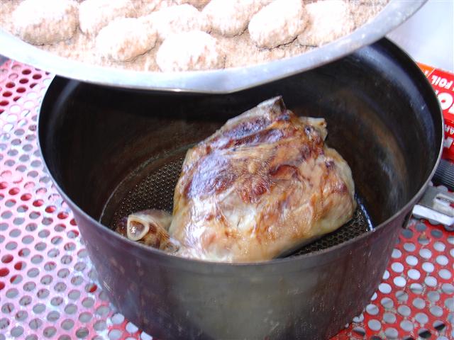 DSC00074_Small.JPG