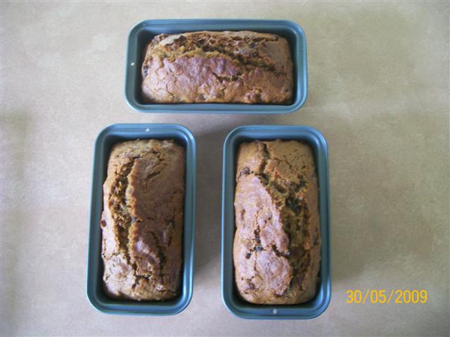 Nut___Date_cake_002__Small_.jpg