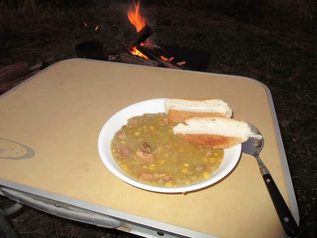 Pea_And_Ham_Soup_06.jpg