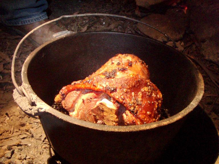 Pit_cooking7.JPG