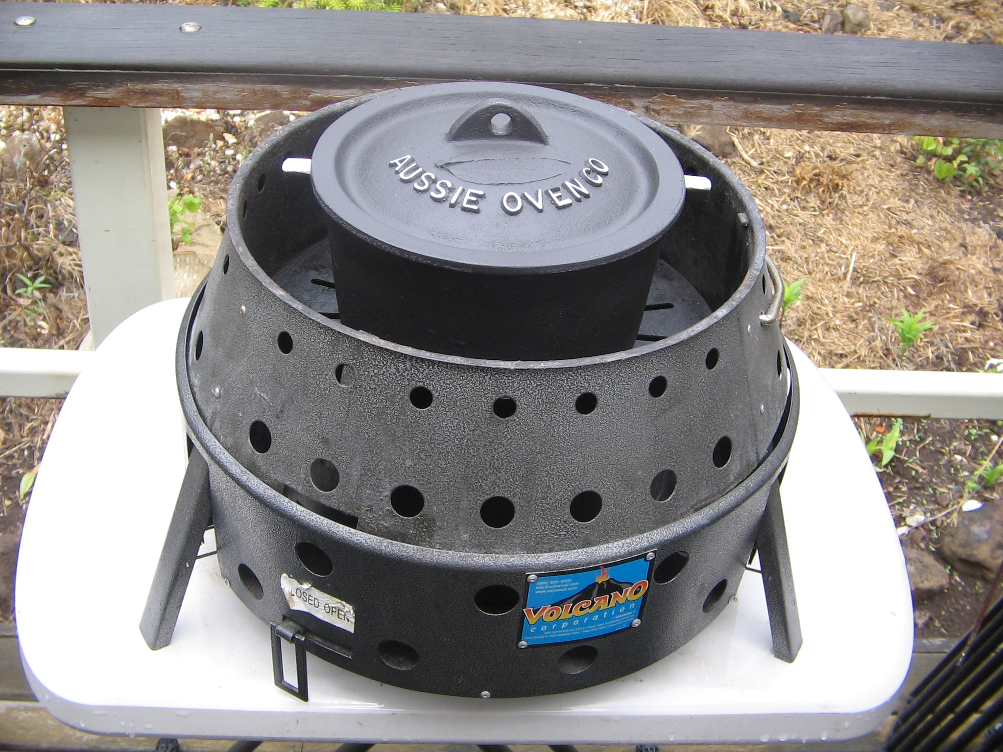 AUSTRALIA'S ORIGINAL AND BEST CAMP OVEN AND OUTDOOR COOKING AND CAMPING ...