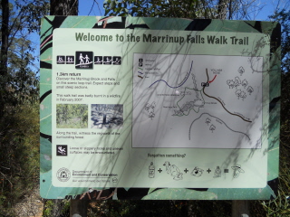 sm_Marrinup_Falls_Walk_Sign.JPG