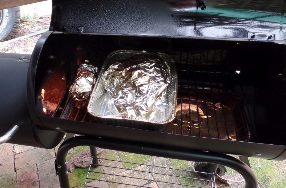 smoker_venison_leg2.jpg